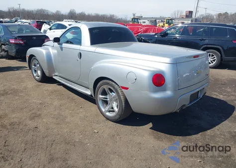 2005 Chevrolet Ssr z USA, uszkodzony, nr VIN 1GCES14H75B117270